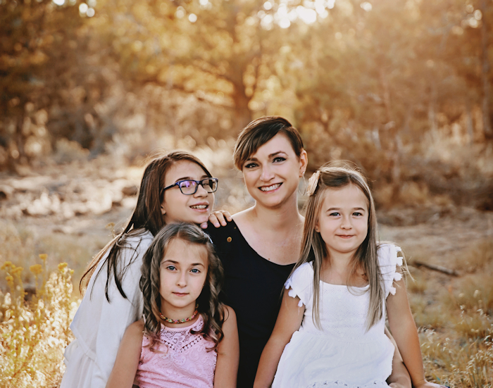 Shanna Geigle, F.N.P. with daughters.
